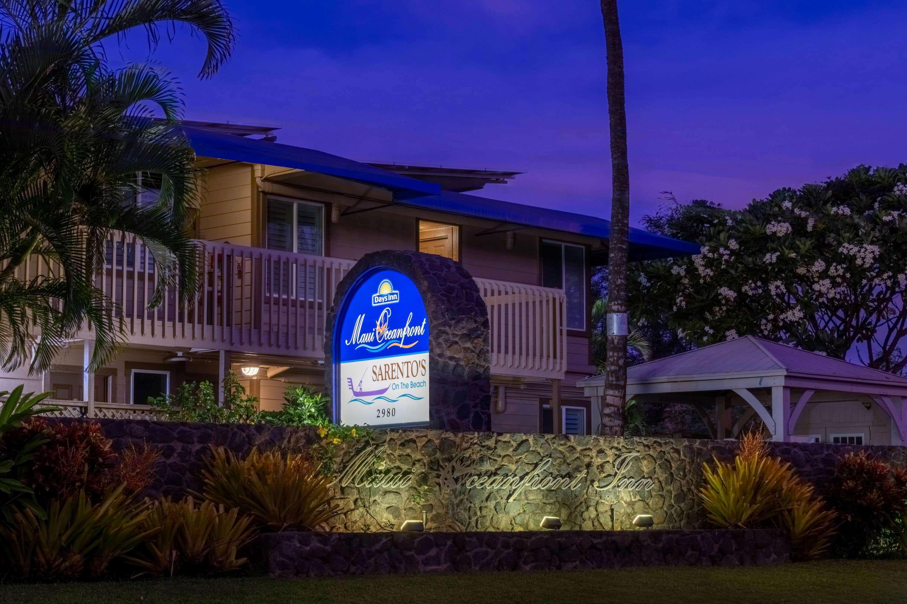 Days Inn By Wyndham Maui Oceanfront Wailea  Exterior photo